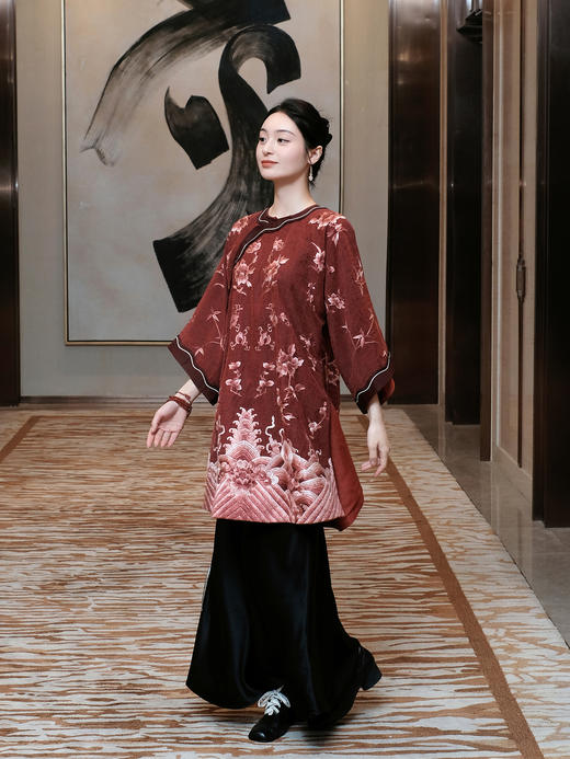 盛唐牡丹| 高货-红云纱手工满绣长衫 商品图3