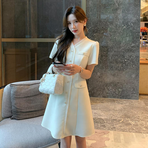 奢姿大码女装2025夏季法式小香风气质连衣裙胖妹妹V领时尚裙子9952853117 商品图1