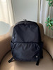 原单正品 lulu everywhere backpack 双肩背包，六个色
尺寸:29cm x 15cm X 43cm
容量：22L
原价680 商品缩略图4