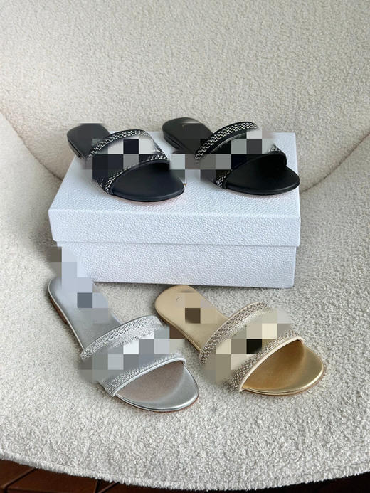 57-6 雕钻面款拖鞋 商品图0