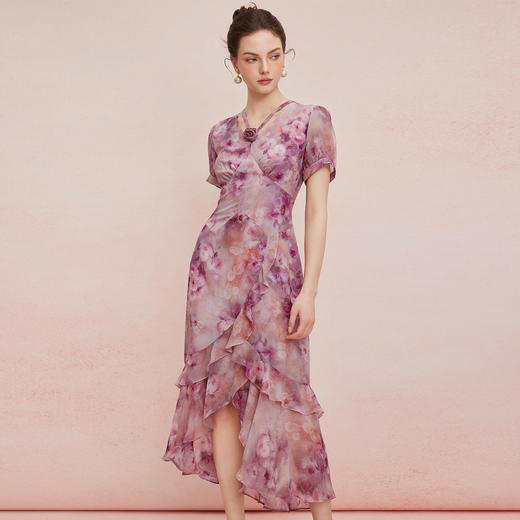 QF886斯尔丽25新款法式优雅度假风浪漫轻奢印花荷叶波浪边长款连衣裙 商品图5