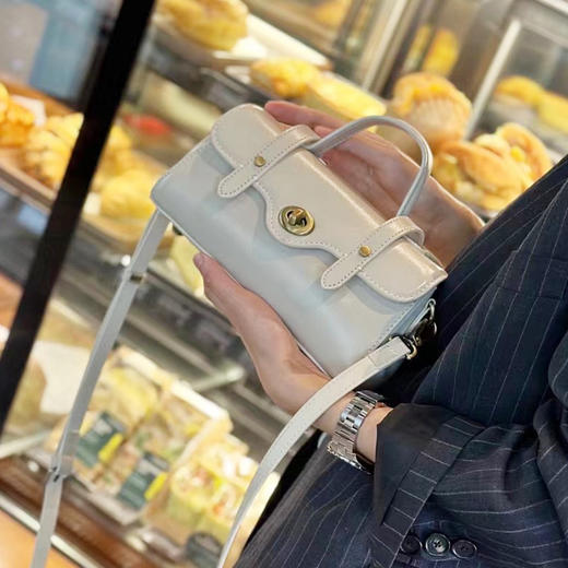 【预售3天】2025新款潮复古手提公文包小方包百搭单肩包斜挎包9256-D 商品图5