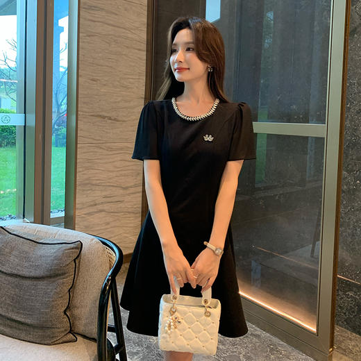 奢姿大码女装2025夏季时尚圆领短袖连衣裙胖妹妹气质减龄显瘦裙子9952821931 商品图1