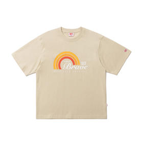 U17 旭日文字图案印花T恤 卡其色