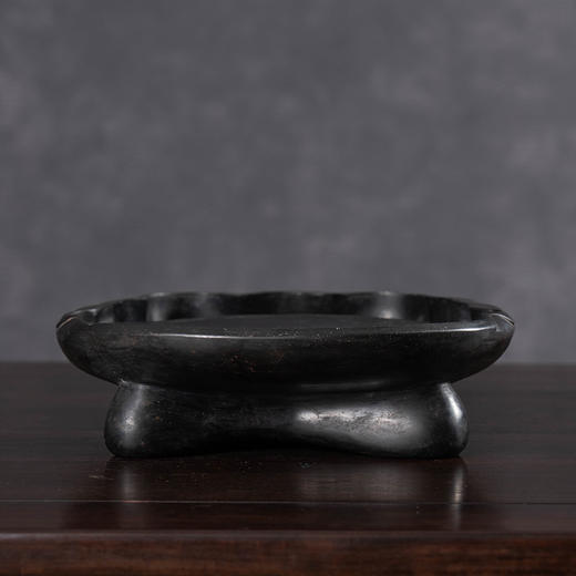 清	荷叶纹蝉形歙砚 商品图0