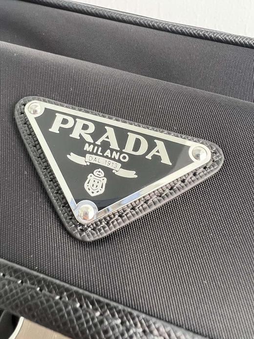 普拉达新款邮差包 2VH133B（CB） 商品图5