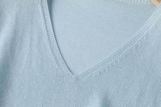 【无缝一体和纸纱V领T恤】甄选和纸混纺纱线，质地轻盈，透气清爽JZ2534-CC 商品图7