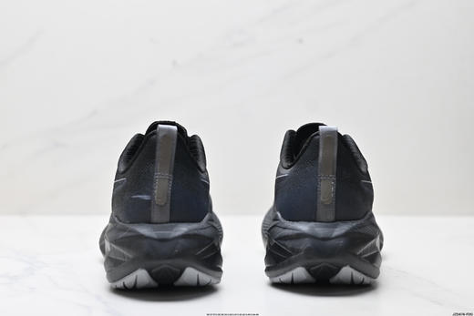 亚瑟士Asics Novablast 4轻量缓震休闲运动跑步鞋1011B887-200男女鞋 商品图5