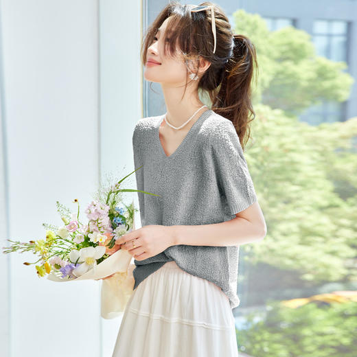 CC-SD7060   v领冰丝短袖t恤女夏季宽松配裙子港风针织衫正肩体恤上衣薄 商品图0