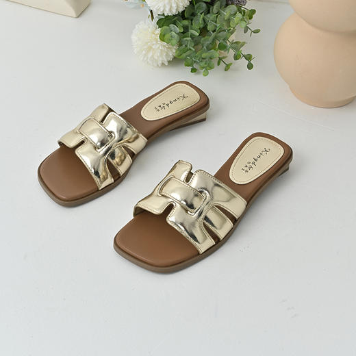 经典鲨2025夏新品时尚小香风款露趾平底室内外一字凉拖鞋女KW65-529111 商品图2