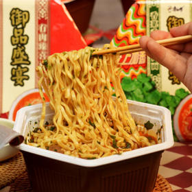 康师傅方便面 御品盛宴 红烧+红酸汤+香菜170g*6 整箱装泡面 有肉臻喜欢 /粮油调味 /方便食品 /方便面