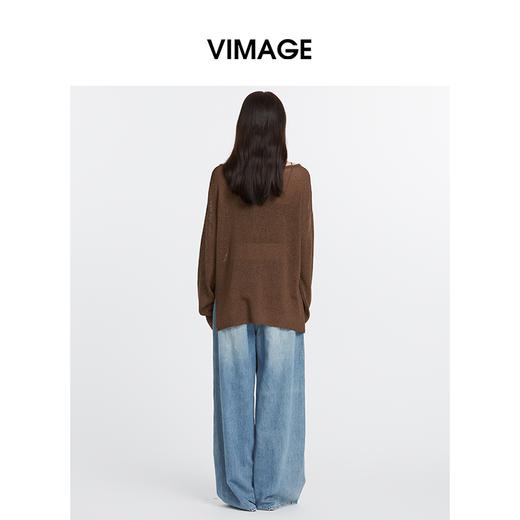 VIMAGE纬漫纪棕色防晒罩衫慵懒一字领针织衫上衣2025夏季新款V2301936 商品图4