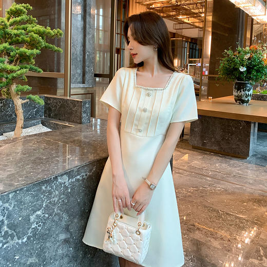 奢姿大码女装2025夏季气质方领连衣裙胖妹妹时尚优雅小香风裙子9952821370 商品图2