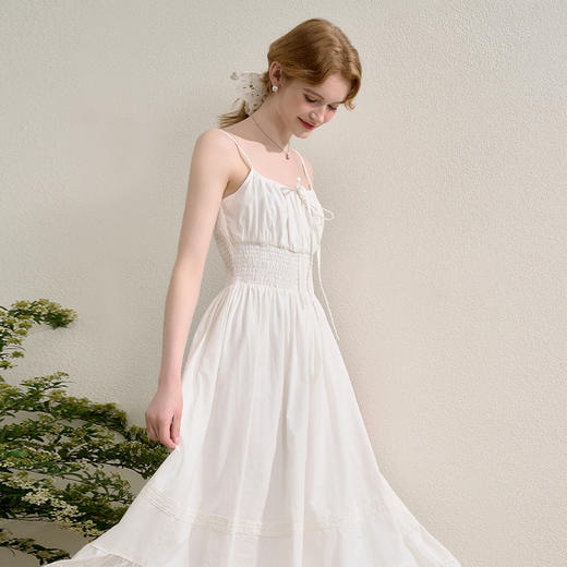 【初恋白月】花边裙摆吊带裙女夏季弹力收腰度假风连衣裙V0850334 商品图4