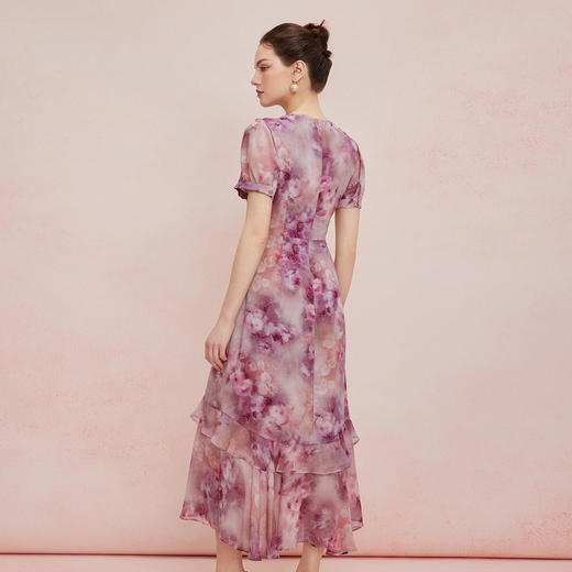 QF886斯尔丽25新款法式优雅度假风浪漫轻奢印花荷叶波浪边长款连衣裙 商品图6