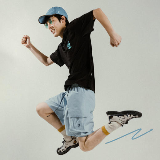 【品牌直发-福利特惠】ACMEITEM爱棵米户外松紧抽绳休闲大口袋工装五分短裤男GAG3220854A 商品图3