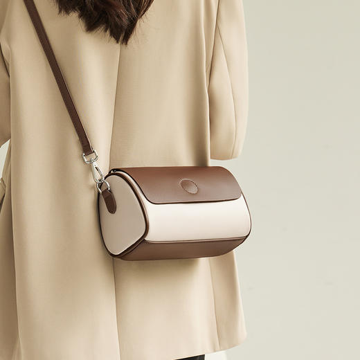 【预售3天】2025新款时尚潮流包休闲百搭圆通斜跨包女高级感小众女士单肩包9269-D 商品图4