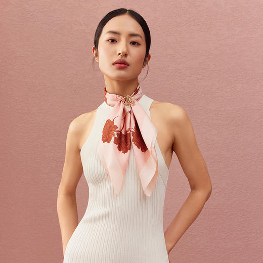 万事利《纯粹真我·耀目》扣丝巾礼盒 商品图0