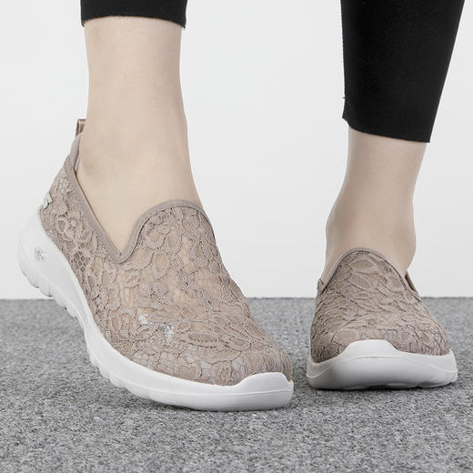 斯凯奇GO WALK JOY女士轻质一脚蹬健步鞋 蕾丝网布 透气很轻盈 商品图13