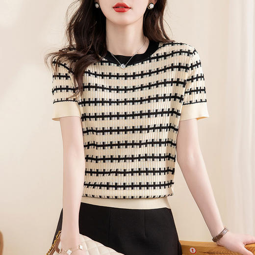 CC-58-307夏季小香风短袖t恤女小个子短款洋气卡腰上衣条纹冰丝针织衫薄款 商品图0