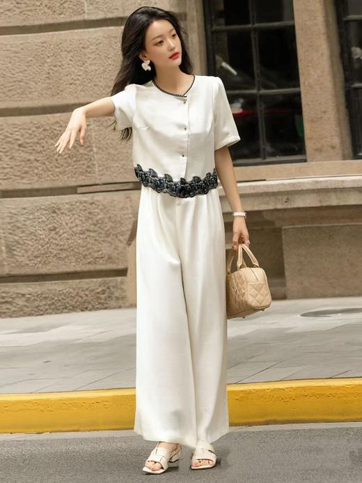 【限八一促】 福利推荐~垂感顺滑｛ 套装 ｝缎面感压皱蕾丝上衣➕阔腿裤-喜出 商品图1