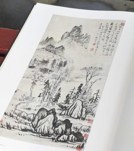 特别推荐：《石涛书画集》，全6册，4开巨册，布面锁线精装，香港开发（Cafa）股份有限公司1969年出版，售价3480元。 商品图14