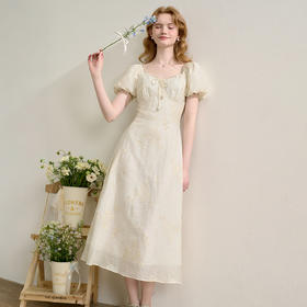 【肌理感绣花】法式浪漫方领连衣裙女夏季泡泡袖收腰长裙V1050589