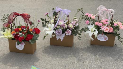 母亲节手提花篮 商品图1