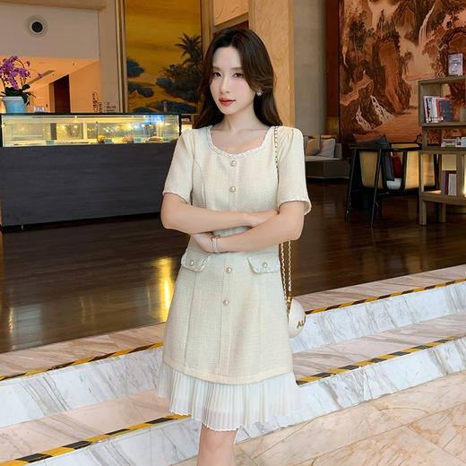 【清仓超15天不保价】奢姿大码女装2025夏季纽扣装饰时尚连衣裙胖妹妹百褶小香风裙子9952890352【1】 商品图4