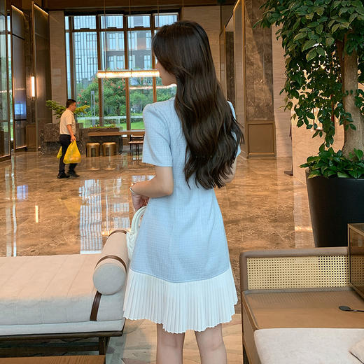 【清仓超15天不保价】奢姿大码女装2025夏季时尚小香风连衣裙胖妹妹百褶拼接圆领裙子9952890482【1】 商品图3