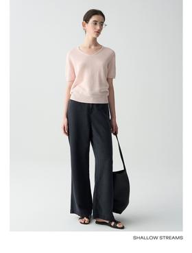 【无缝一体和纸纱V领T恤】甄选和纸混纺纱线，质地轻盈，透气清爽JZ2534-CC