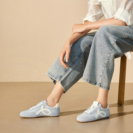 千百度薄底德训鞋女款复古多巴胺透气时尚运动休闲鞋A25457801 商品图2