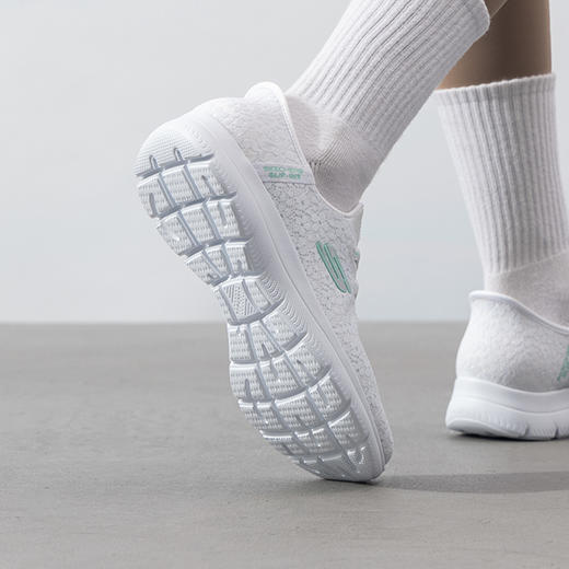 斯凯奇女士网面一脚蹬休闲鞋 百搭白色 商品图3