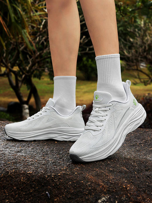 WFK 幻影熊情侣款飞织网面健步休闲鞋H1815 商品图0