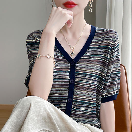 CC-XIX-179新款时尚洋气彩条短款女装夏季上衣冰丝针织短袖t恤女 商品图1