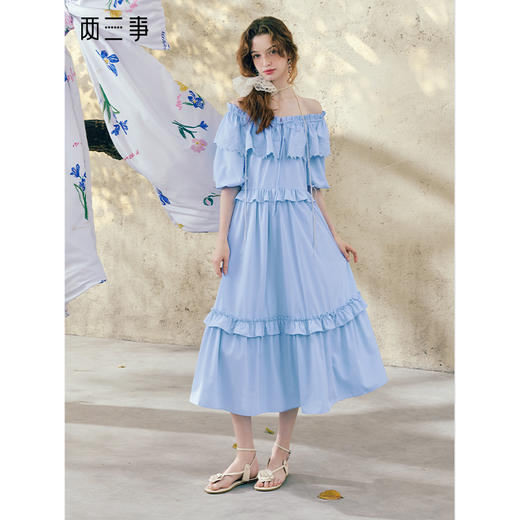 两三事珐琅涟漪2025夏季新款甜美荷叶边一字肩绑带连衣裙气质长裙 商品图0