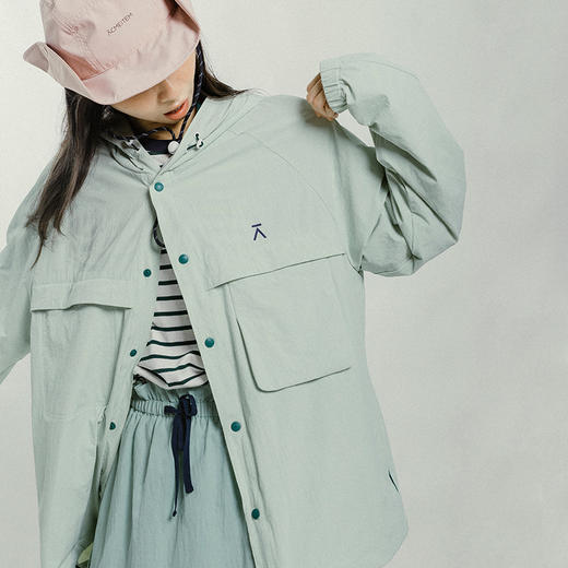 【品牌直发-福利特惠】ACMEITEM爱棵米 户外情侣防晒连帽外套速干休闲上衣男女GAG3210863A 商品图1