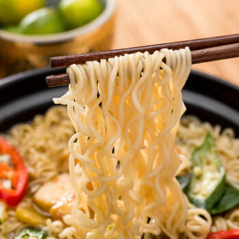 养养（YUMYUM）泰式青咖喱味汤方便面 （杯面） 70g*2杯 组合装 速食方便面 /粮油调味 /方便食品 /方便面 商品图0