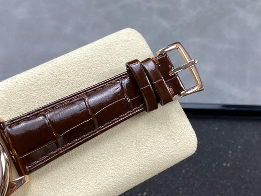 NOOB official➕ 百达翡丽 古典超级复杂多功能5496R万年历系列腕表，儒雅而至！1⃣️【精彩细节与优点】此腕表尺寸40mm合理的尺寸和表耳设计又能让它适合大众人士配戴❕❕❕ 商品图6