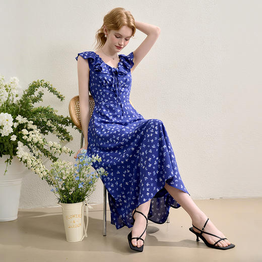 【限时秒杀】法式浪漫复古荷叶边V领碎花裙女春夏小飞袖收腰连衣裙V0950347 商品图4