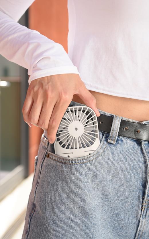 ✨【积米折叠桌面小风扇挂脖镜子风扇】 ✅三档调节，可柔可强劲，💰三档风力调节，满足日常需求 ✅密集网格🤩，均匀且密集的切割气流，旋风结构设计，创造强劲柔和的风 商品图5