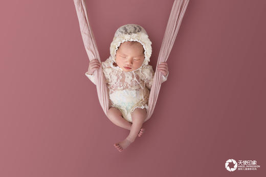 记录2025年宝贝的模样！9.9元抢原价1088元天使印象摄影，无隐形消费，一线化妆品、原创服饰、多种场景，满月、生日、证件使用、亲子时光…各种纪念日，拍起来！需提前预约！ 商品图10