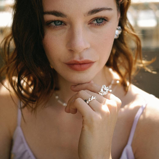 【E24012-g】alodia.co 王子璇同款缠绕耳钉戒指 925银针日常通勤百搭镂空柔美线条RJ136 商品图9