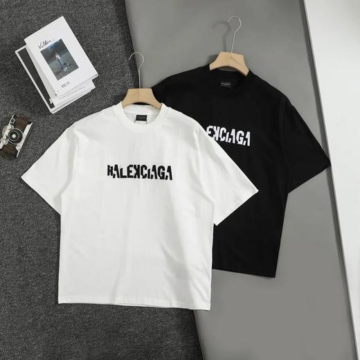 巴黎家黑白撞色字母田岛绣花短袖T恤 商品图0