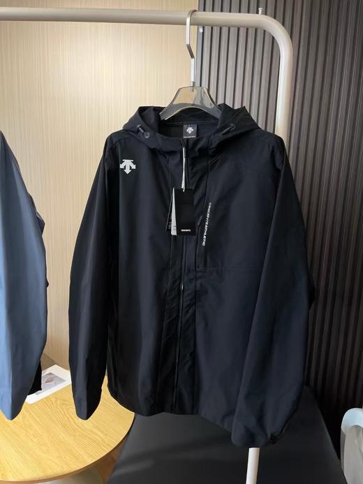 点此购买 迪桑特夏季男款UPF100+防晒凉感户外追光防晒衣 37 317709 商品图2