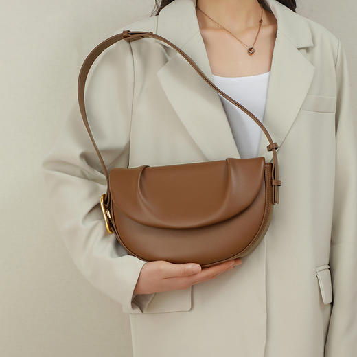 【预售3天】2025新款百搭单肩包小众斜挎包褶皱腋下马鞍包女9213-D 商品图2