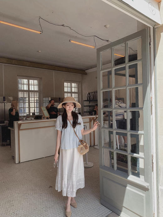 金蘑菇菇 美第奇/蓝白重工刺绣法式泡泡袖上衣 商品图7