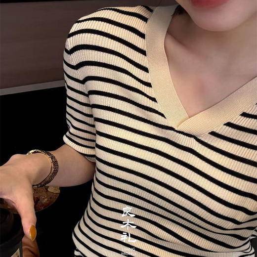 【预售7天】良木礼莱赛尔上衣(541909) 商品图3