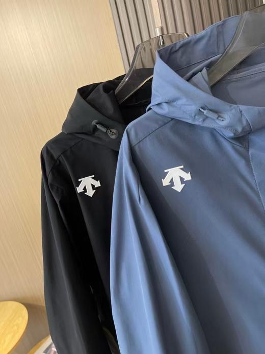 点此购买 迪桑特夏季男款UPF100+防晒凉感户外追光防晒衣 37 317709 商品图11