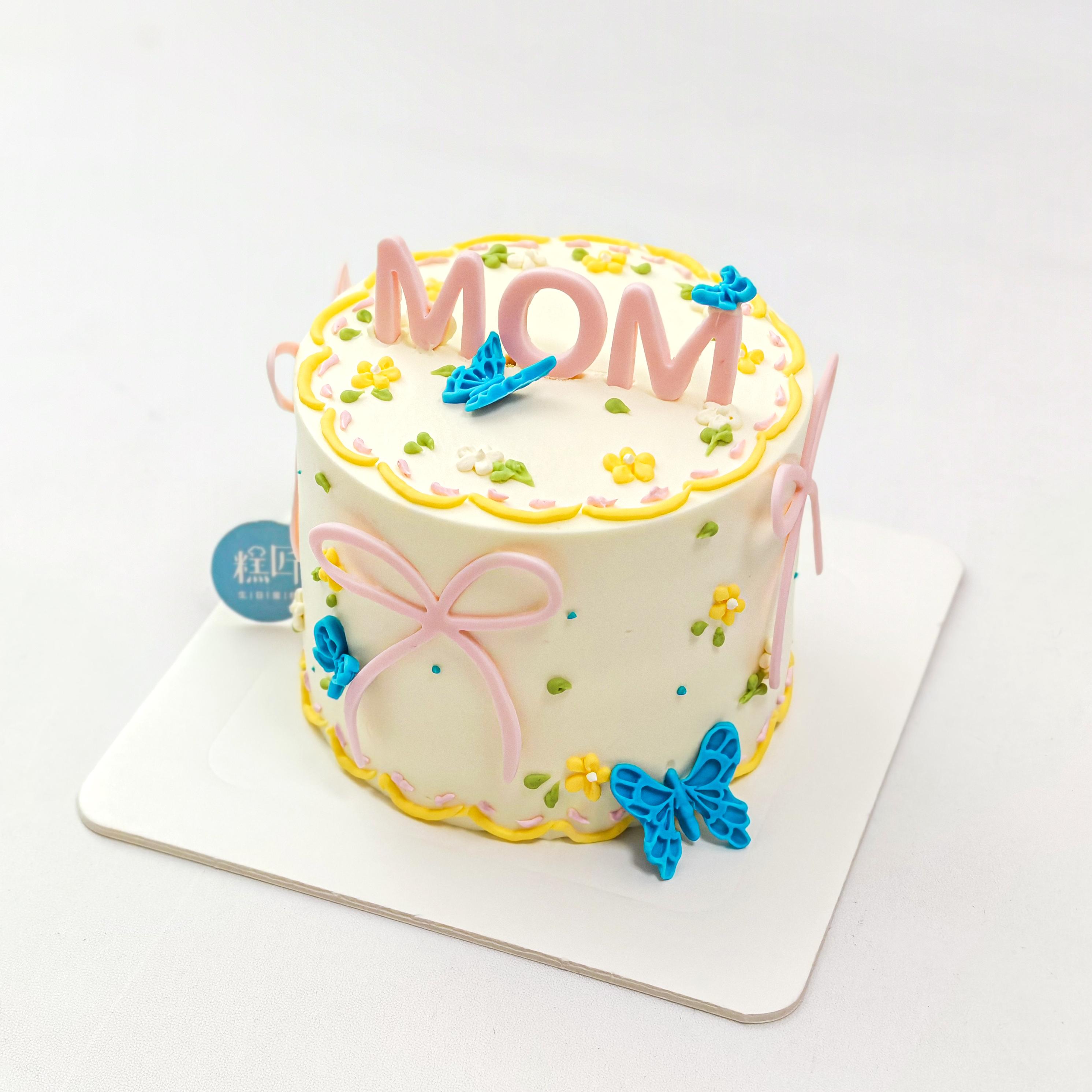 给妈妈的花奶油蛋糕